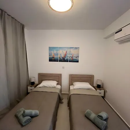 דירה Modern 2br At Kings Palace, Steps From The *