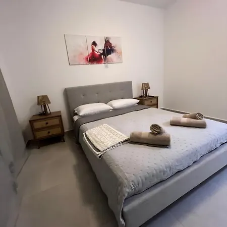 Modern 2br At Kings Palace, Steps From The Apartment *